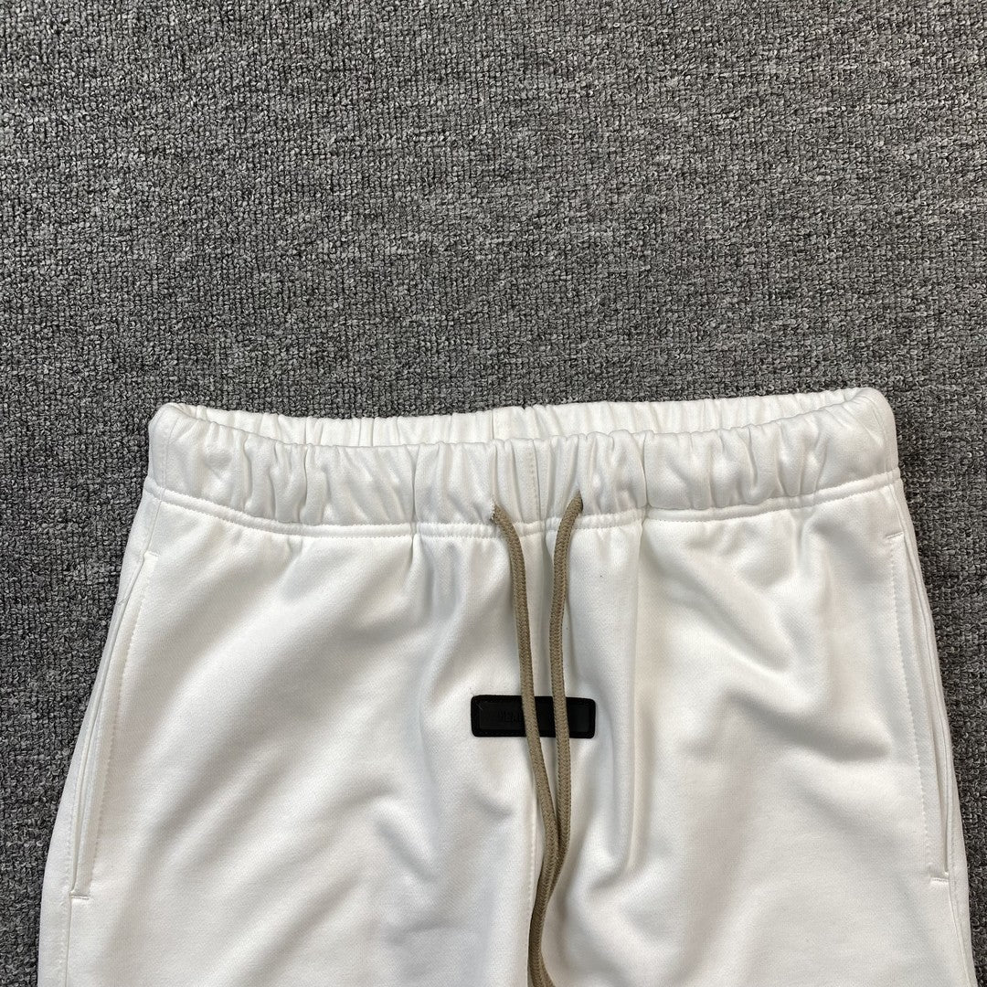 Pantalón Fear of God Essentials Small Logo Cloud Dancer