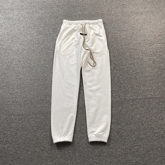 Pantalón Fear of God Essentials Small Logo Cloud Dancer