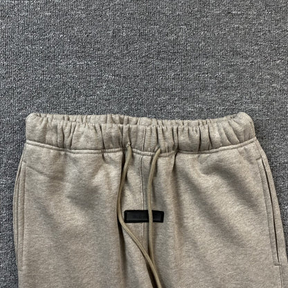 Pantalón Fear of God Essentials Small Logo Core Heather
