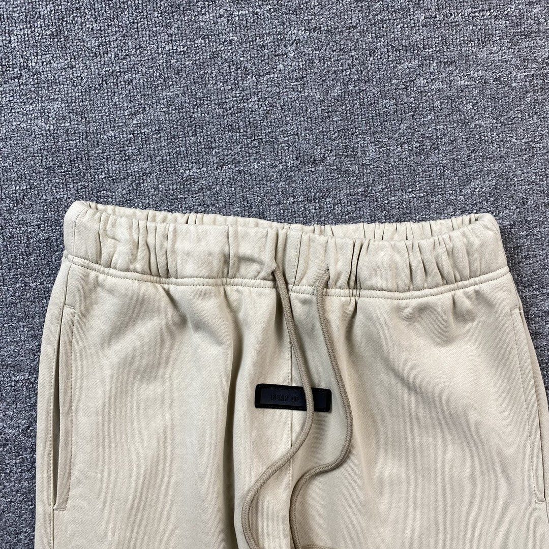 Pantalón Fear of God Essentials Small Logo Silver Cloud