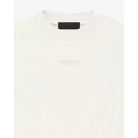 fear-of-god-essentials-small-logo-tee-cloud-dancer-2-Drip Store Argentina