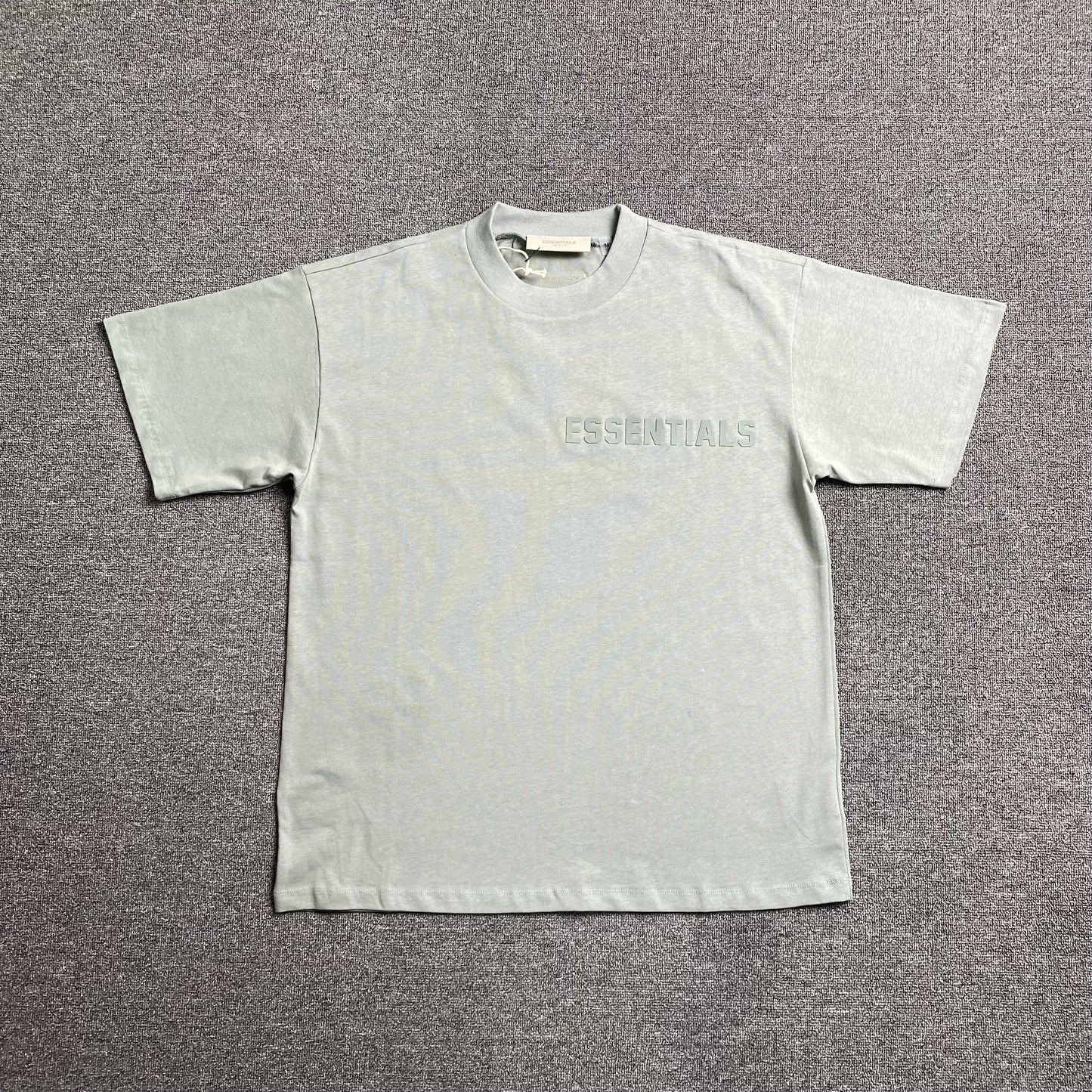 fear-of-god-essentials-ss-tee-sycamore-Drip Store Argentina