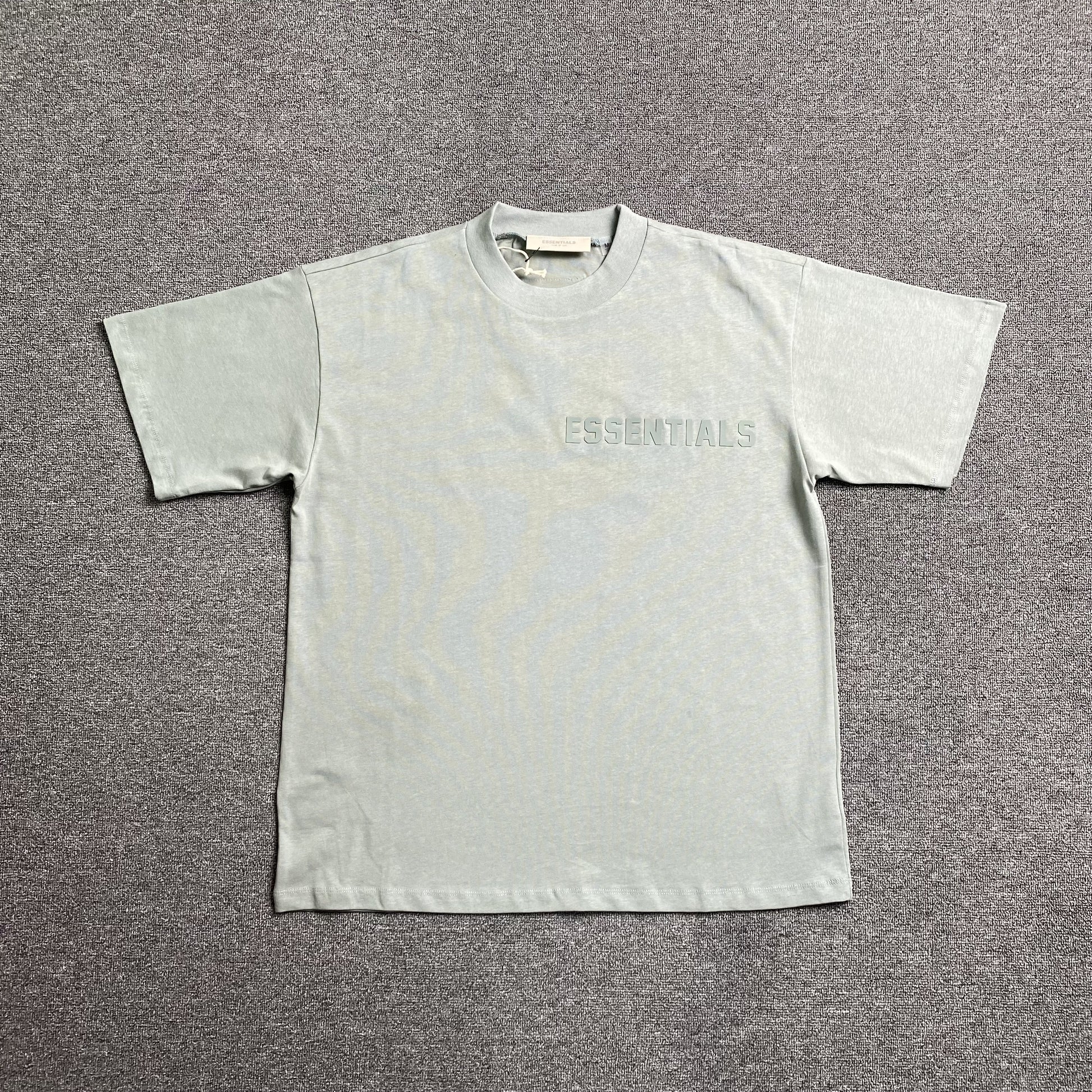 fear-of-god-essentials-ss-tee-sycamore-Drip Store Argentina