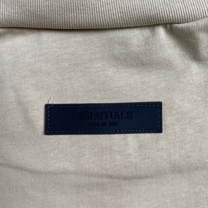 fear-of-god-essentials-tee-egg-shell-5-Drip Store Argentina