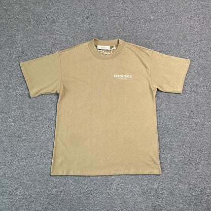 Remera Fear of God Essentials Oak