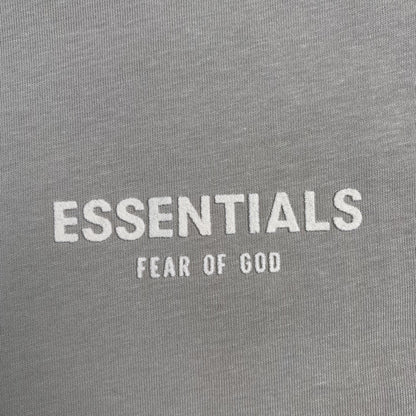Remera Fear of God Essentials Seafoam