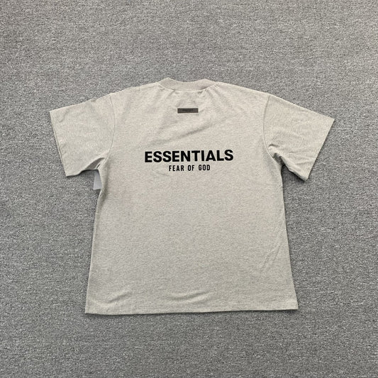 Remera Fear of God Essentials (SS22) Gris