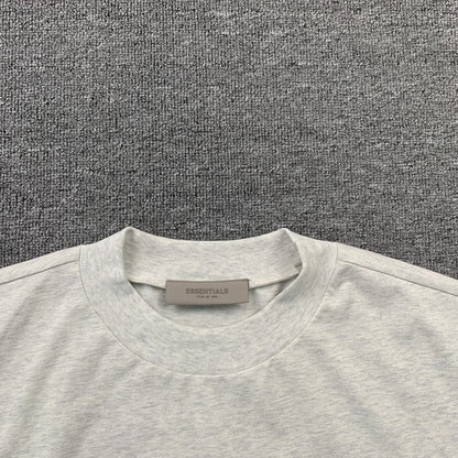 Remera Fear of God Essentials (SS22) Gris