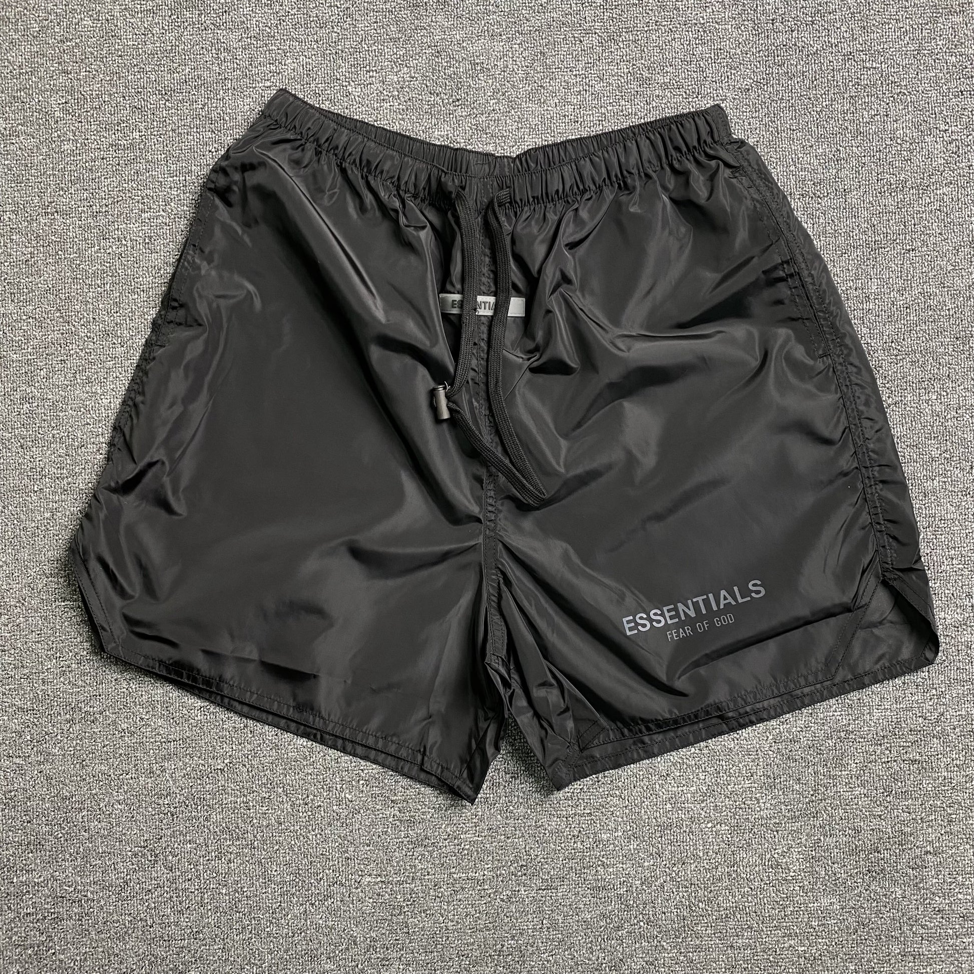 fear-of-god-essentials-volley-shorts-black-reflective-Drip Store Argentina