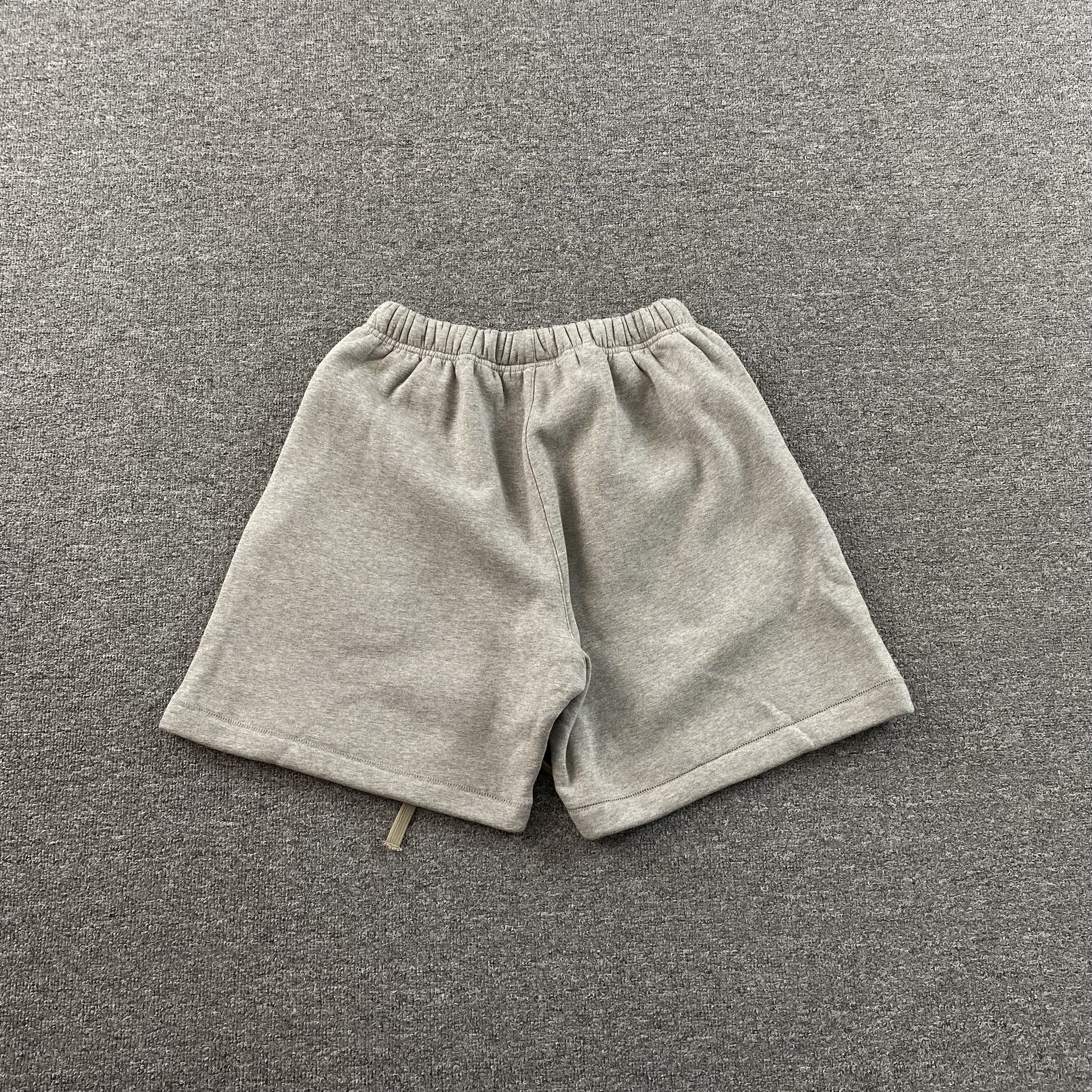 fear-of-god-essentials-wnba-shorts-grey-2-Drip Store Argentina