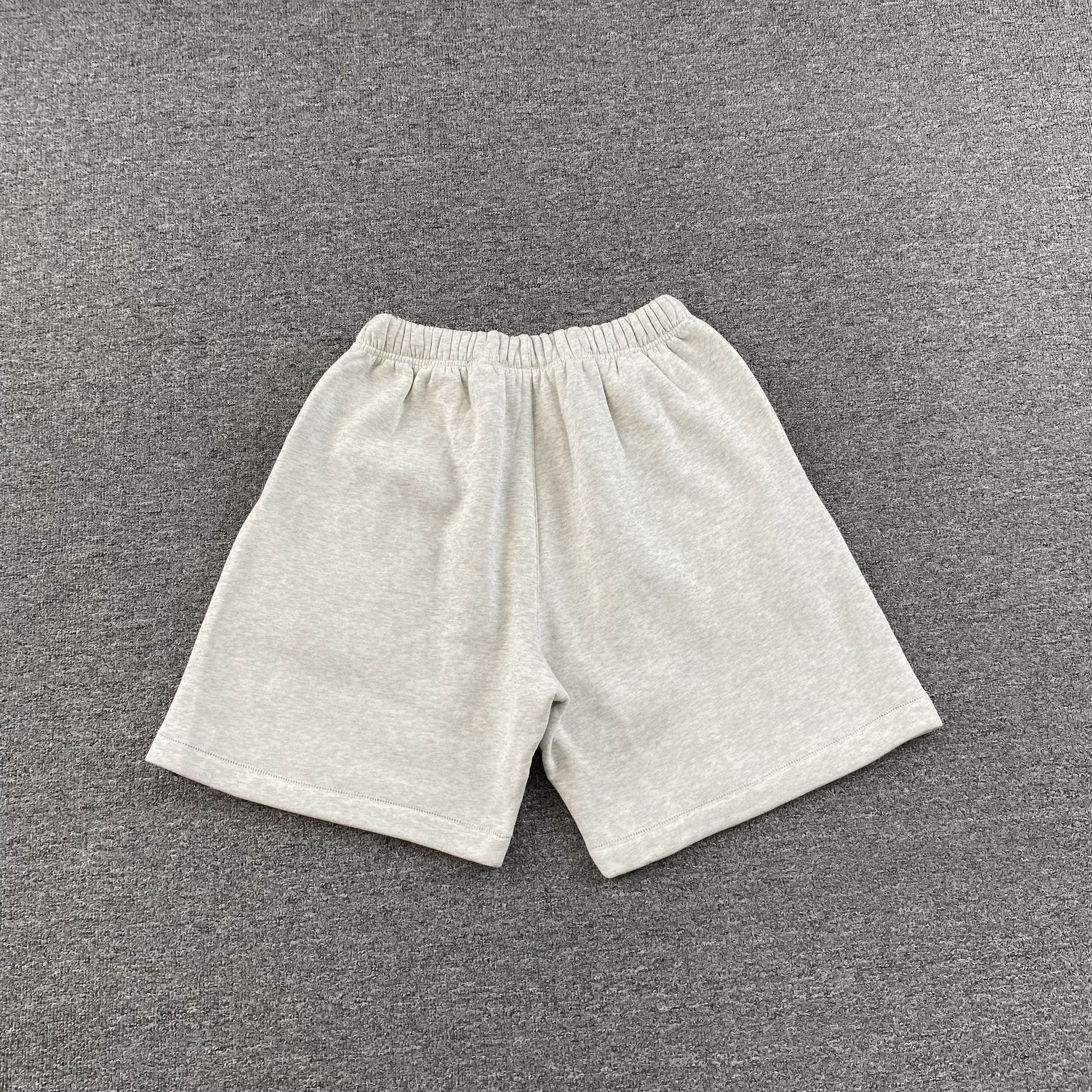 fear-of-god-essentials-wnba-shorts-grey-2_034a4c4d-Drip Store Argentina