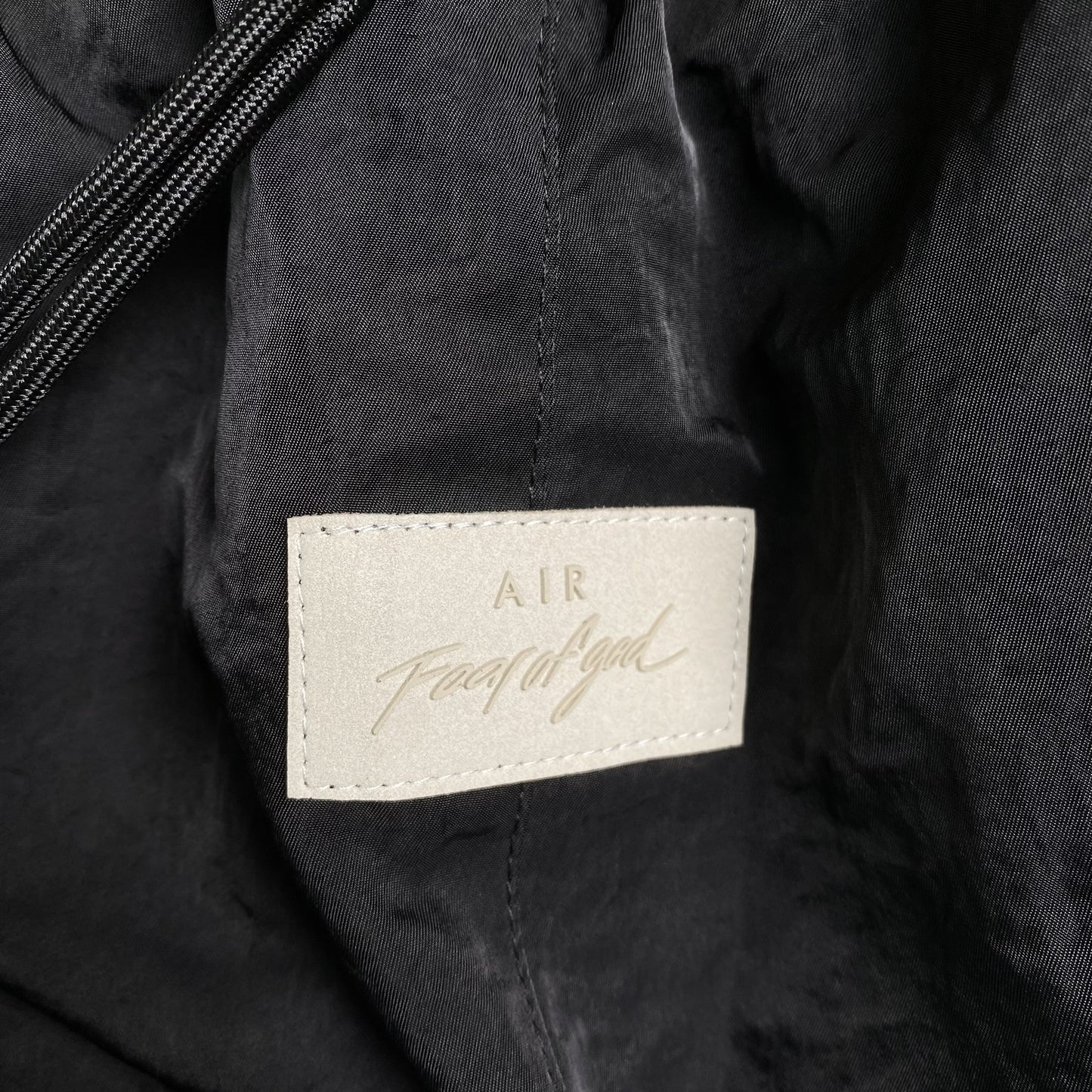 Pantalón Fear of God X Nike Nylon Negro