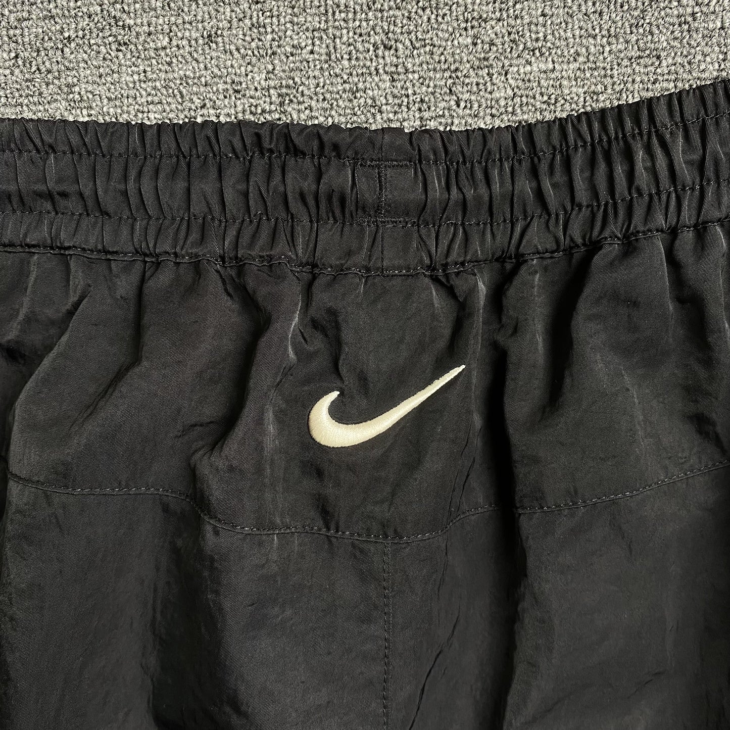 Pantalón Fear of God X Nike Nylon Negro