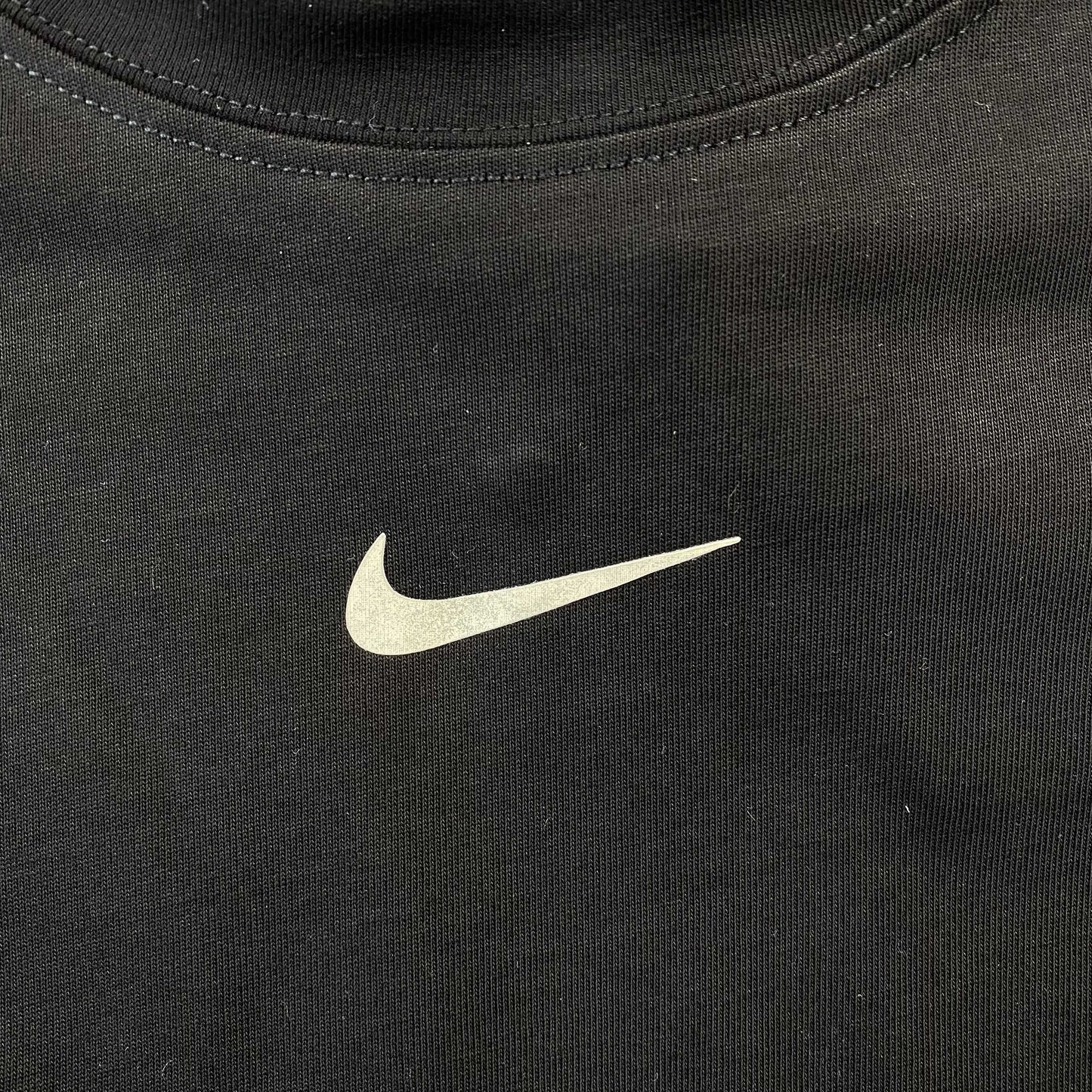 Remera Fear of God x Nike Negra