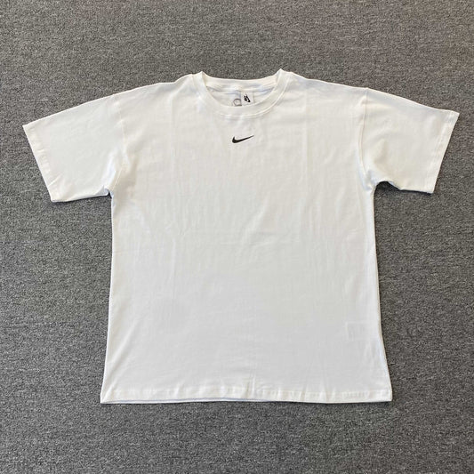 Remera Fear of God x Nike Blanca