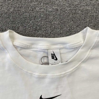 Remera Fear of God x Nike Blanca