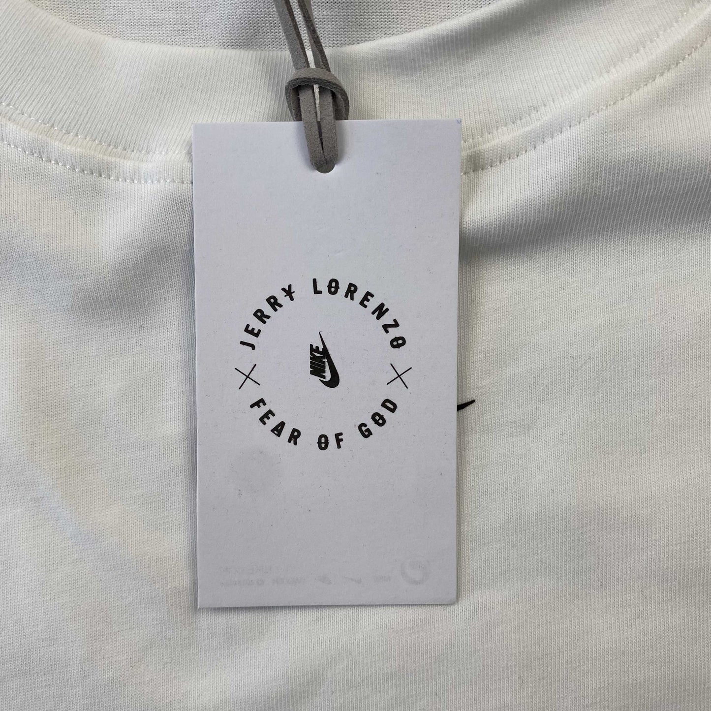 Remera Fear of God x Nike Blanca