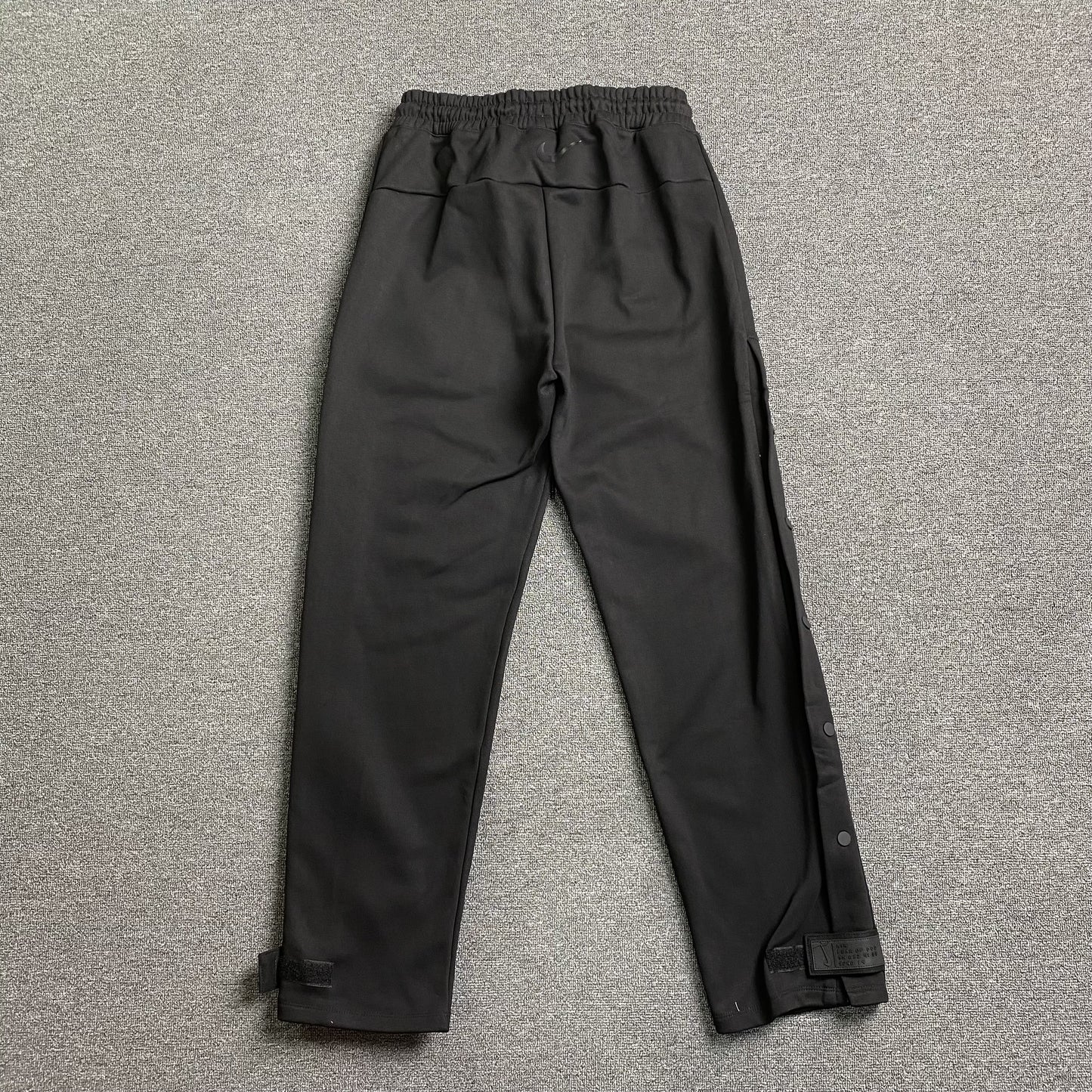 Pantalón Fear of God X Nike Tear Away Negro