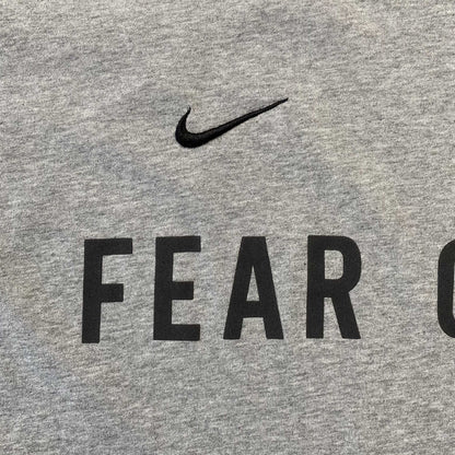 Remera Fear of God x Nike Warm Up Grey