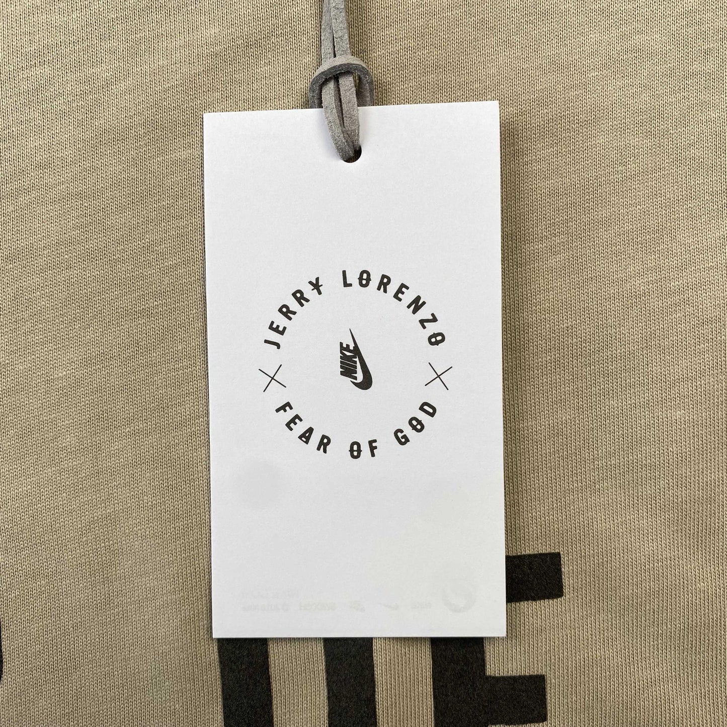 Remera Fear of God x Nike Warm Up Oatmeal