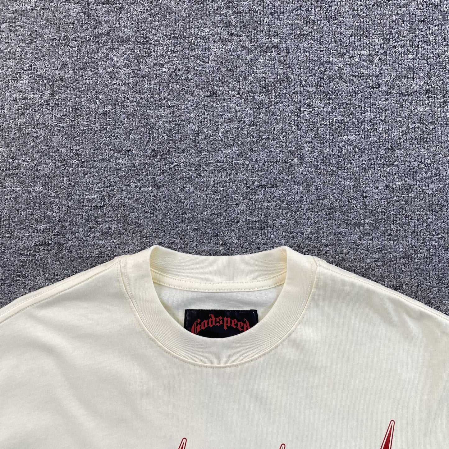 Remera Godspeed Abu Dhabi Desert Challenge Crema