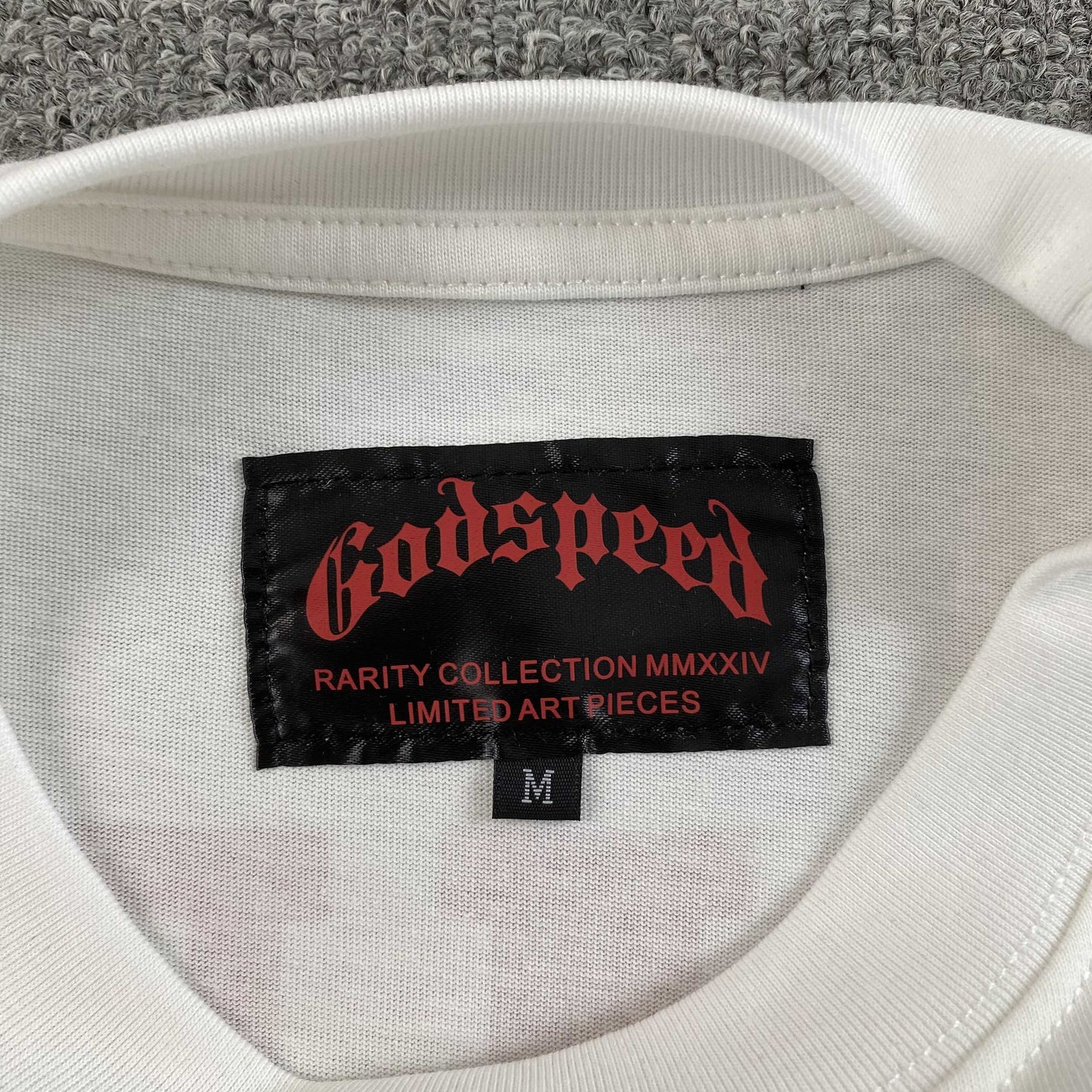 Remera Godspeed Abu Dhabi Desert Challenge Blanca