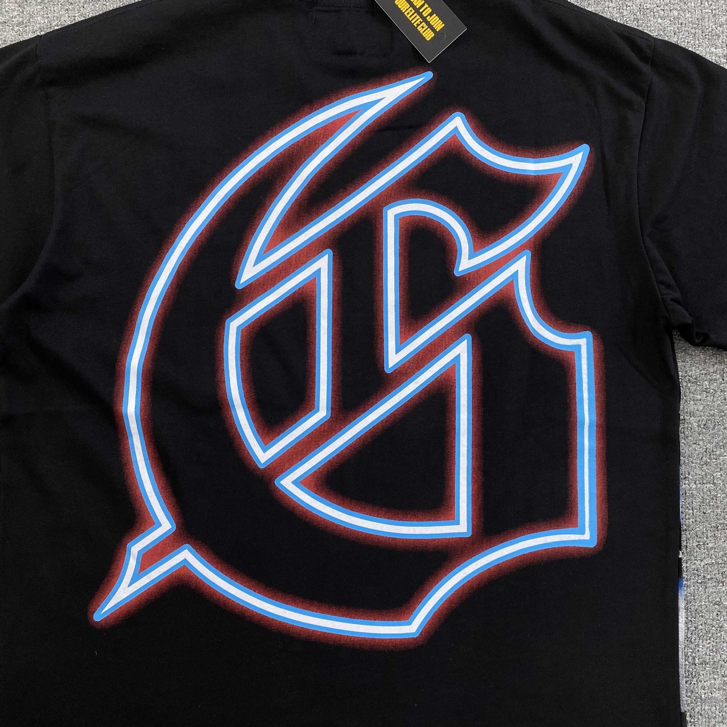 Remera Godspeed Drive-In Negra