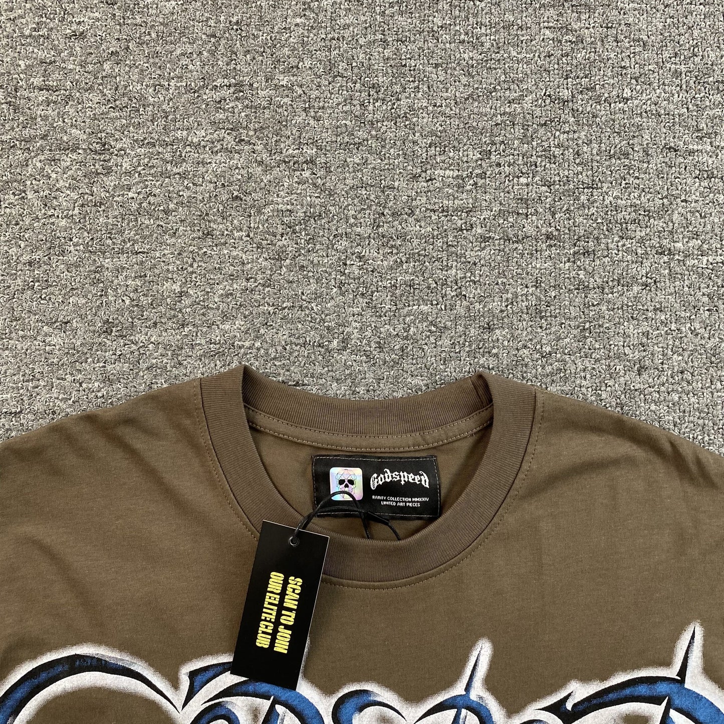 Remera Godspeed Outdoor Marrón
