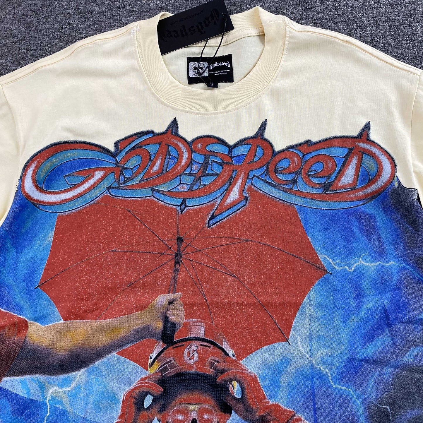 Remera Godspeed Supreme Reig Crema