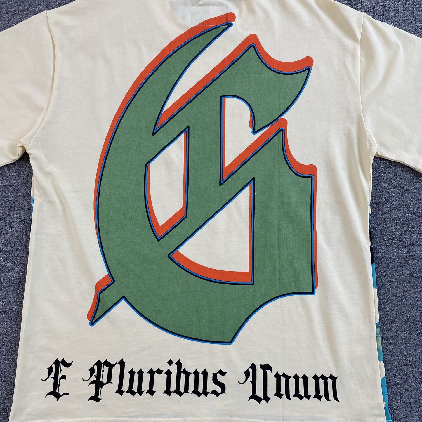 Remera Godspeed Wave Runner Crema