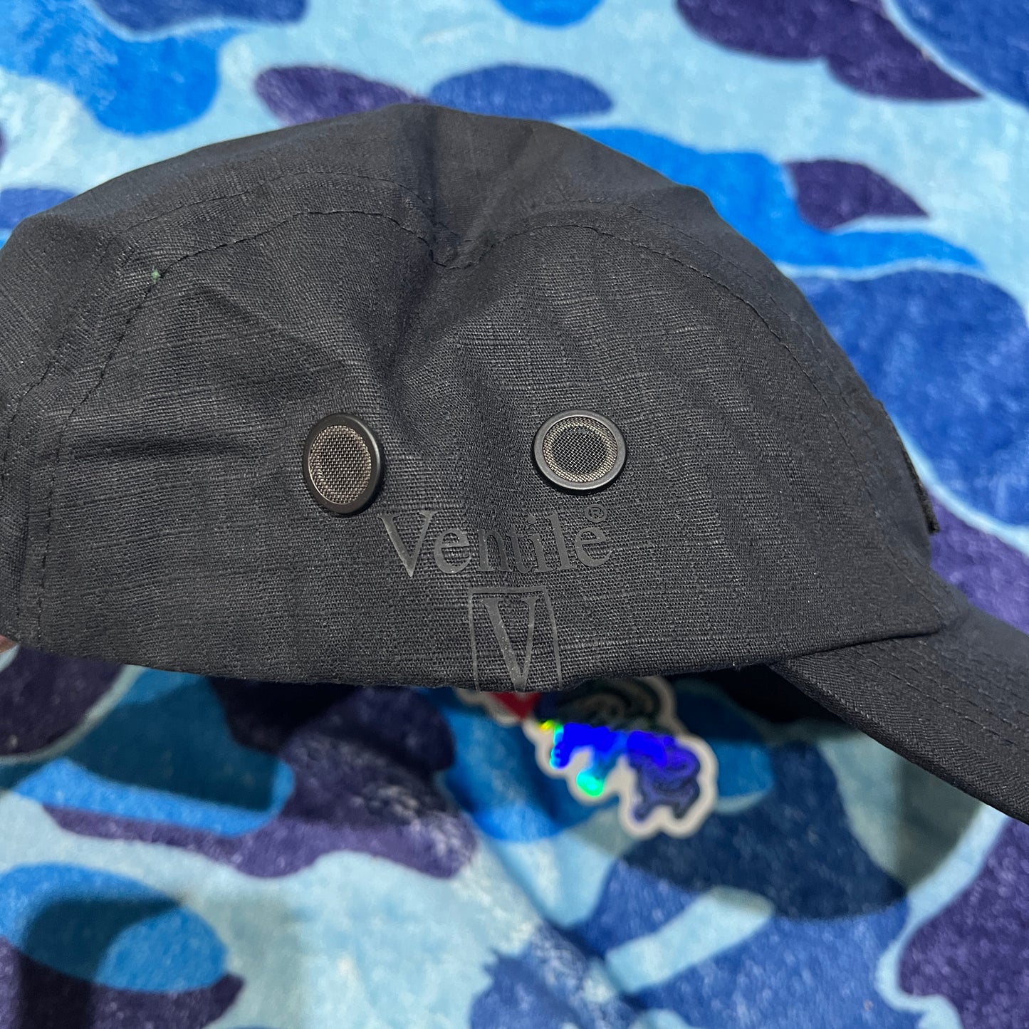Gorra Supreme Ventile Negra