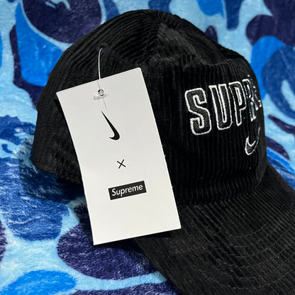 Gorra Supreme x Nike Negra