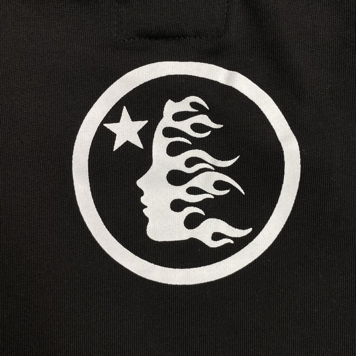 hellstar-box-logo-green-tee-black-5-Drip Store Argentina