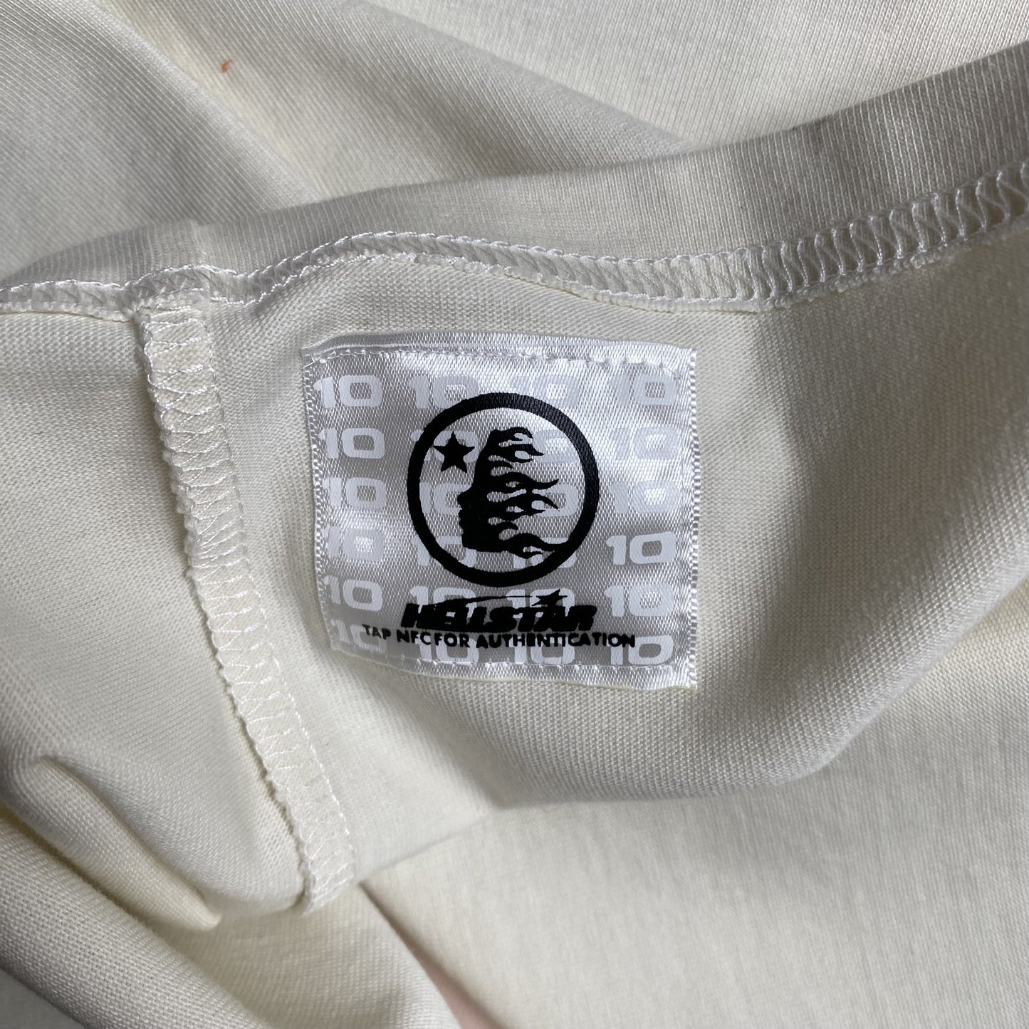 hellstar-clasic-gel-print-blue-tee-white-7-Drip Store Argentina