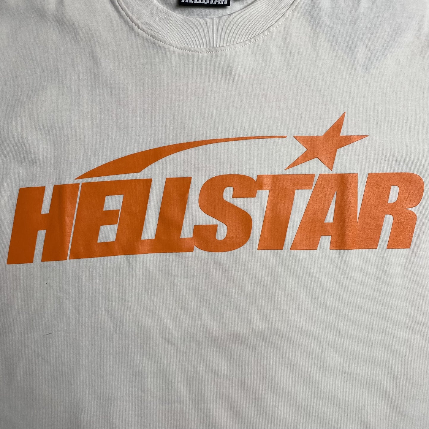 hellstar-clasic-gel-print-orange-tee-white-3-Drip Store Argentina