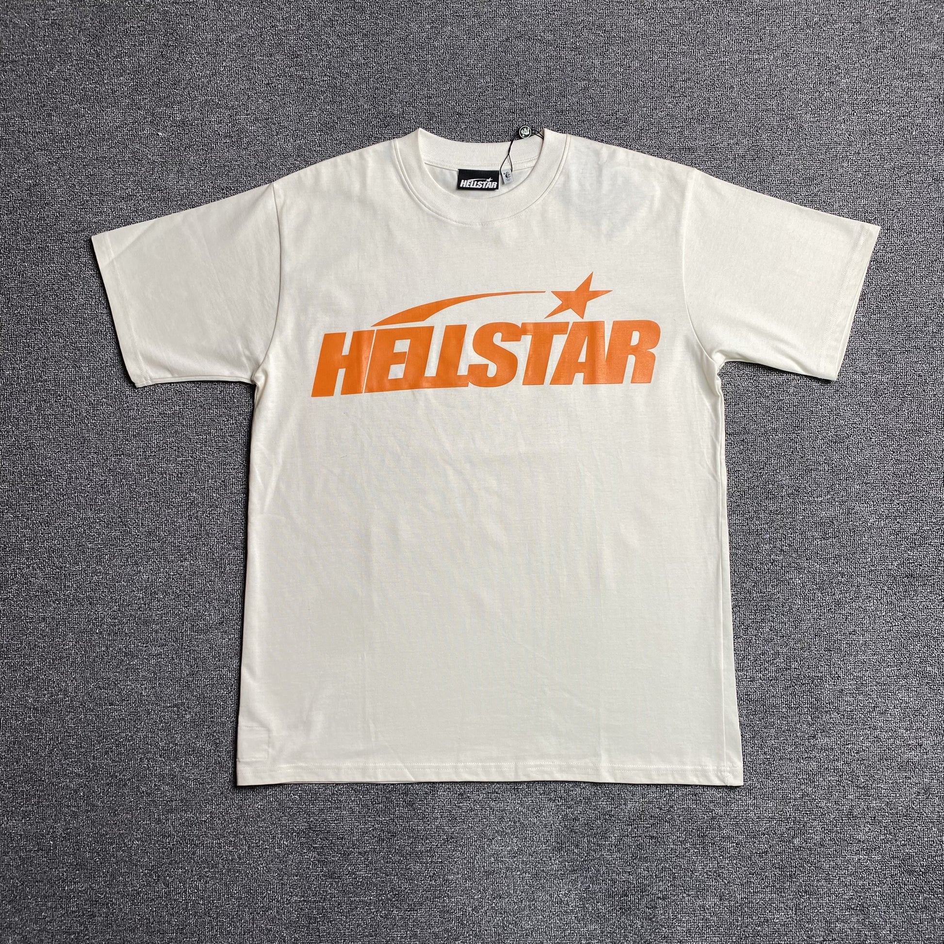 hellstar-clasic-gel-print-orange-tee-white-Drip Store Argentina