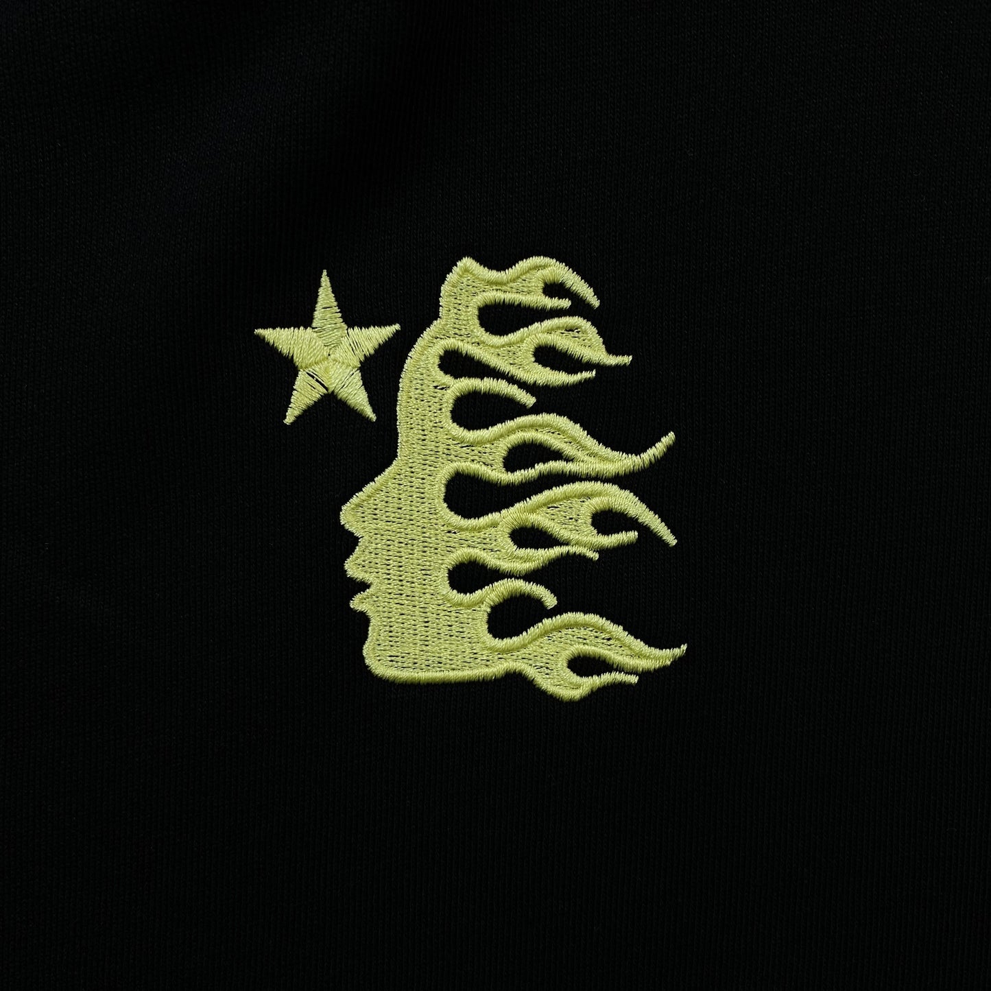 hellstar-complexcon-hoodie-black-3-Drip Store Argentina