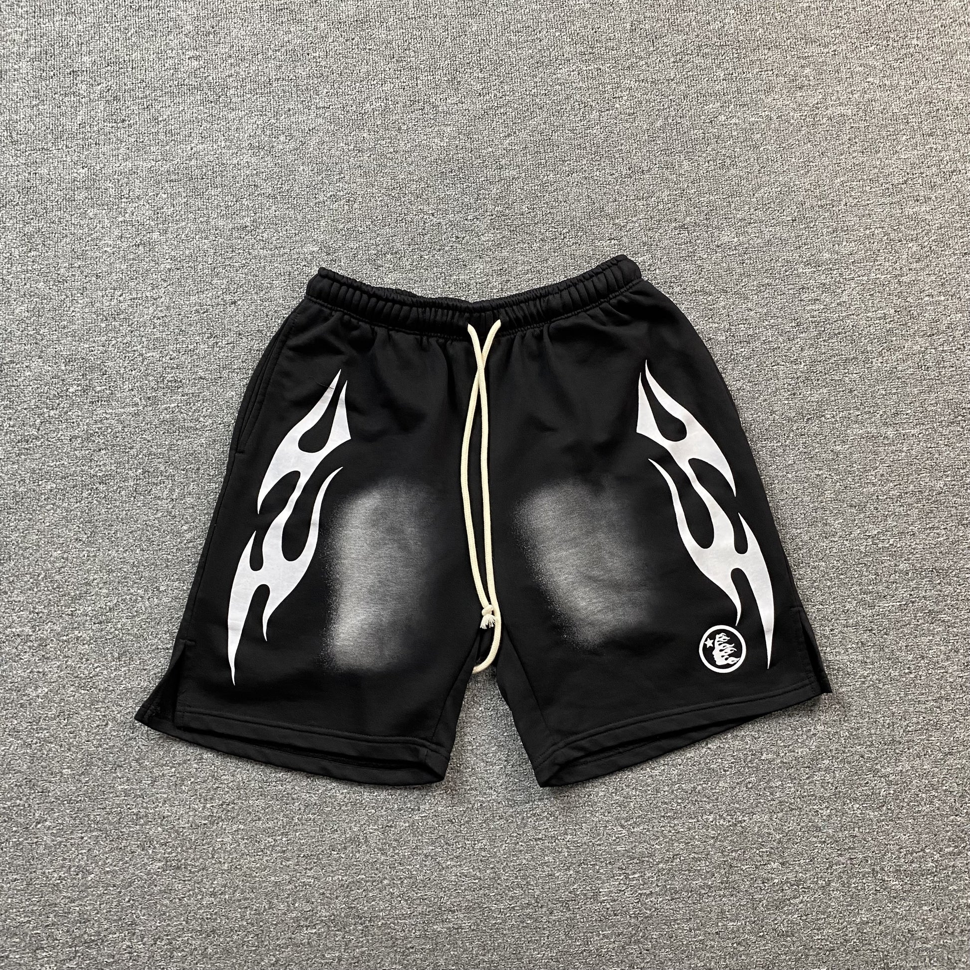 hellstar-flame-shorts-black_b78f9ae6-Drip Store Argentina