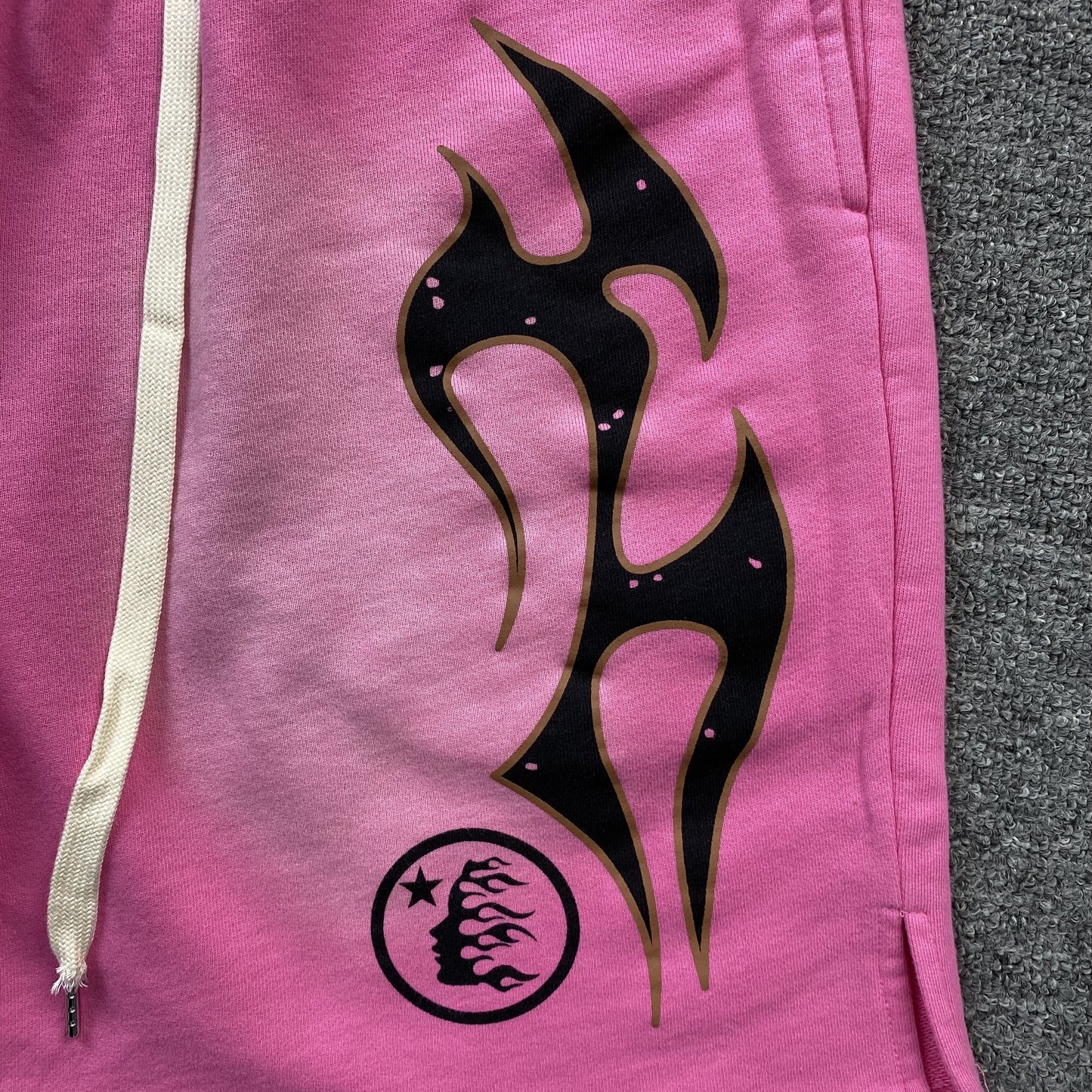 hellstar-flame-shorts-pink-3_53b934c7-Drip Store Argentina