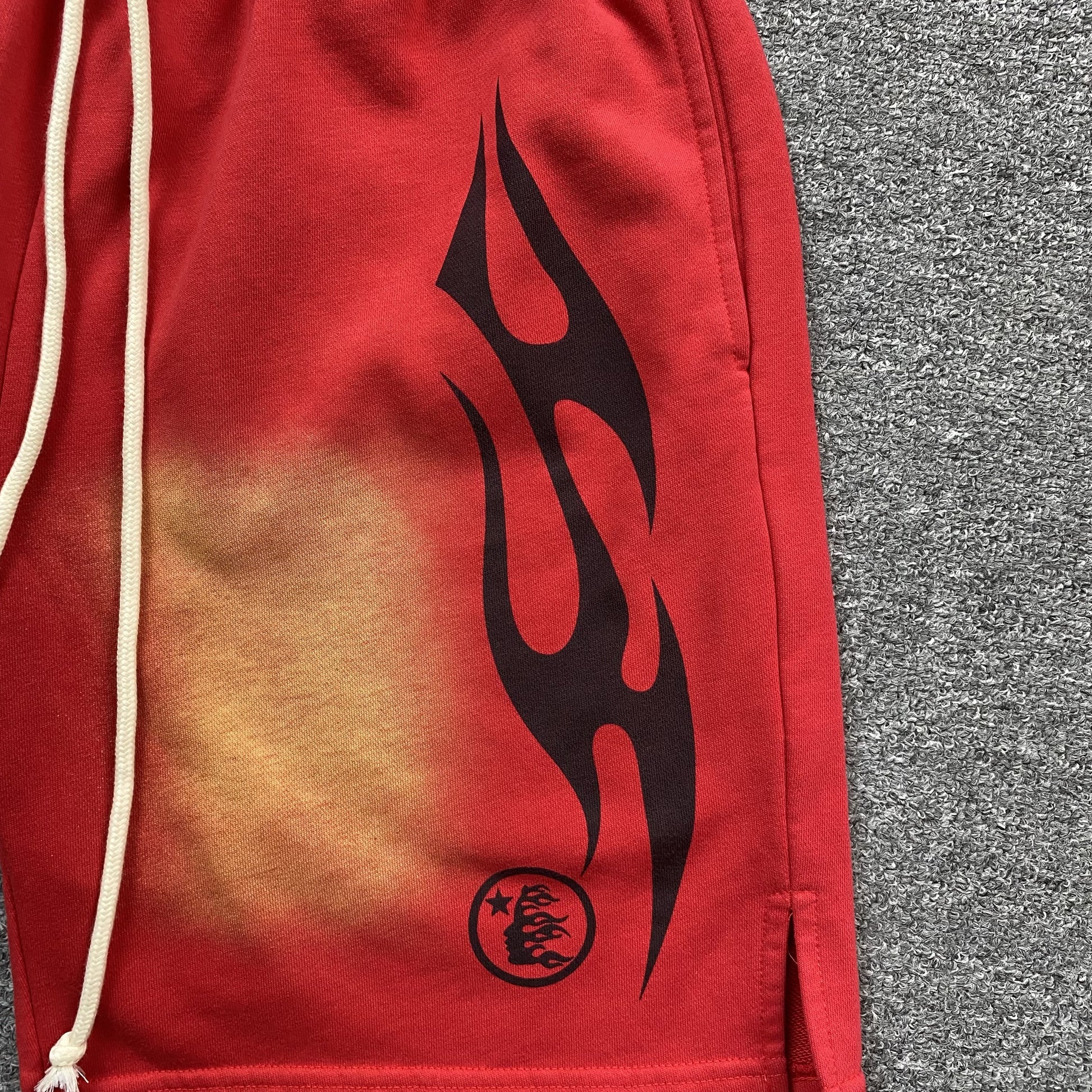 hellstar-flame-shorts-red-5-Drip Store Argentina