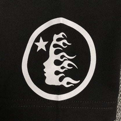 hellstar-helmet-glitter-print-tee-black-6-Drip Store Argentina