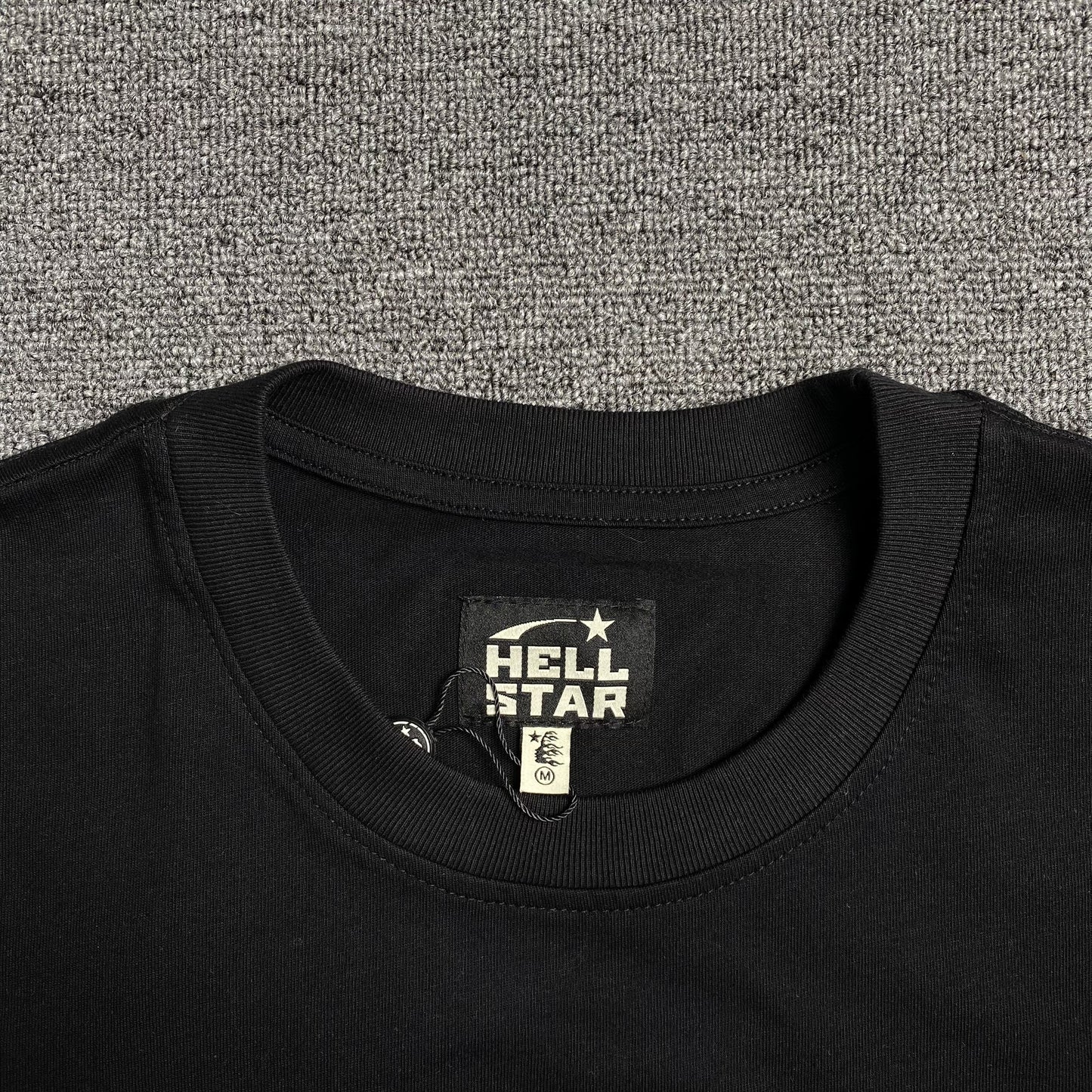 hellstar-makes-you-stranger-tee-black-6-Drip Store Argentina