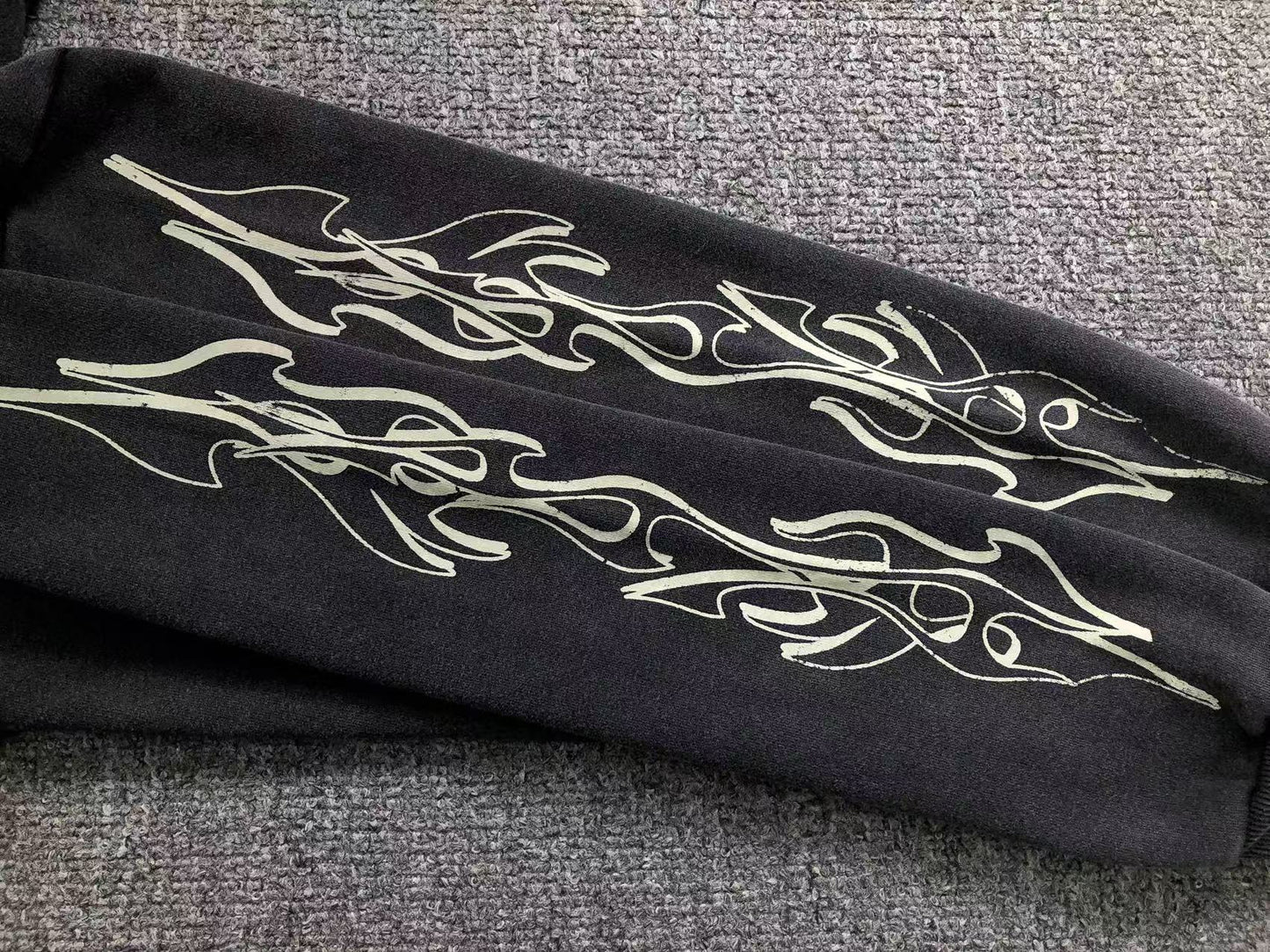 Buzo Hellstar Records World Tour Negro