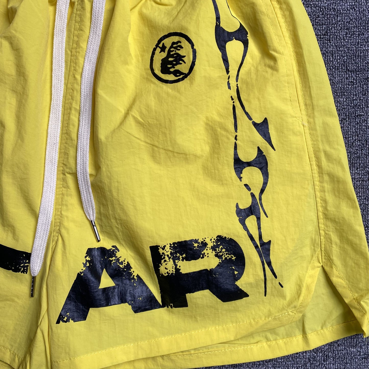 hellstar-shorts-yellow-4_c599d536-Drip Store Argentina