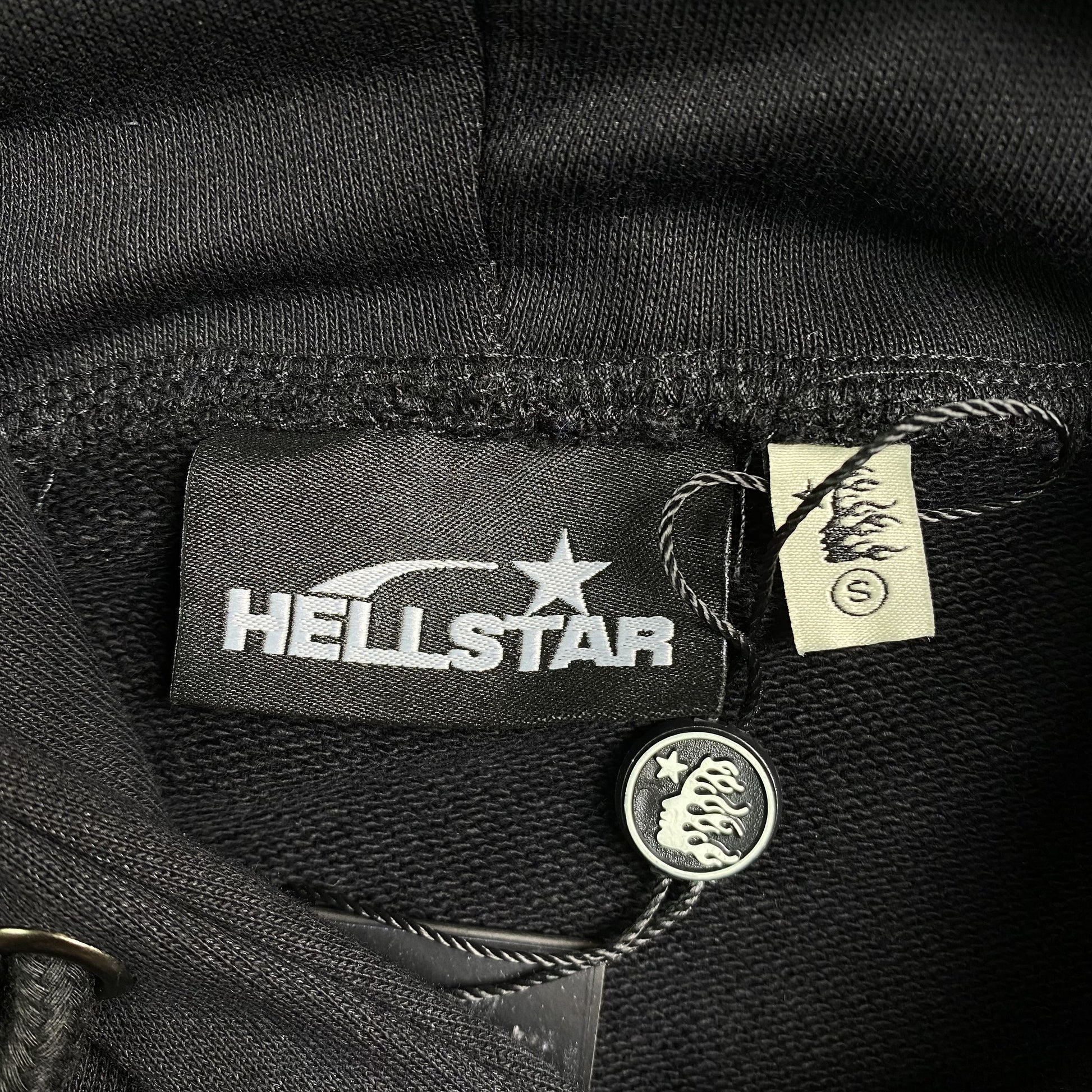 hellstar-sports-hoodie-black-red-7-Drip Store Argentina