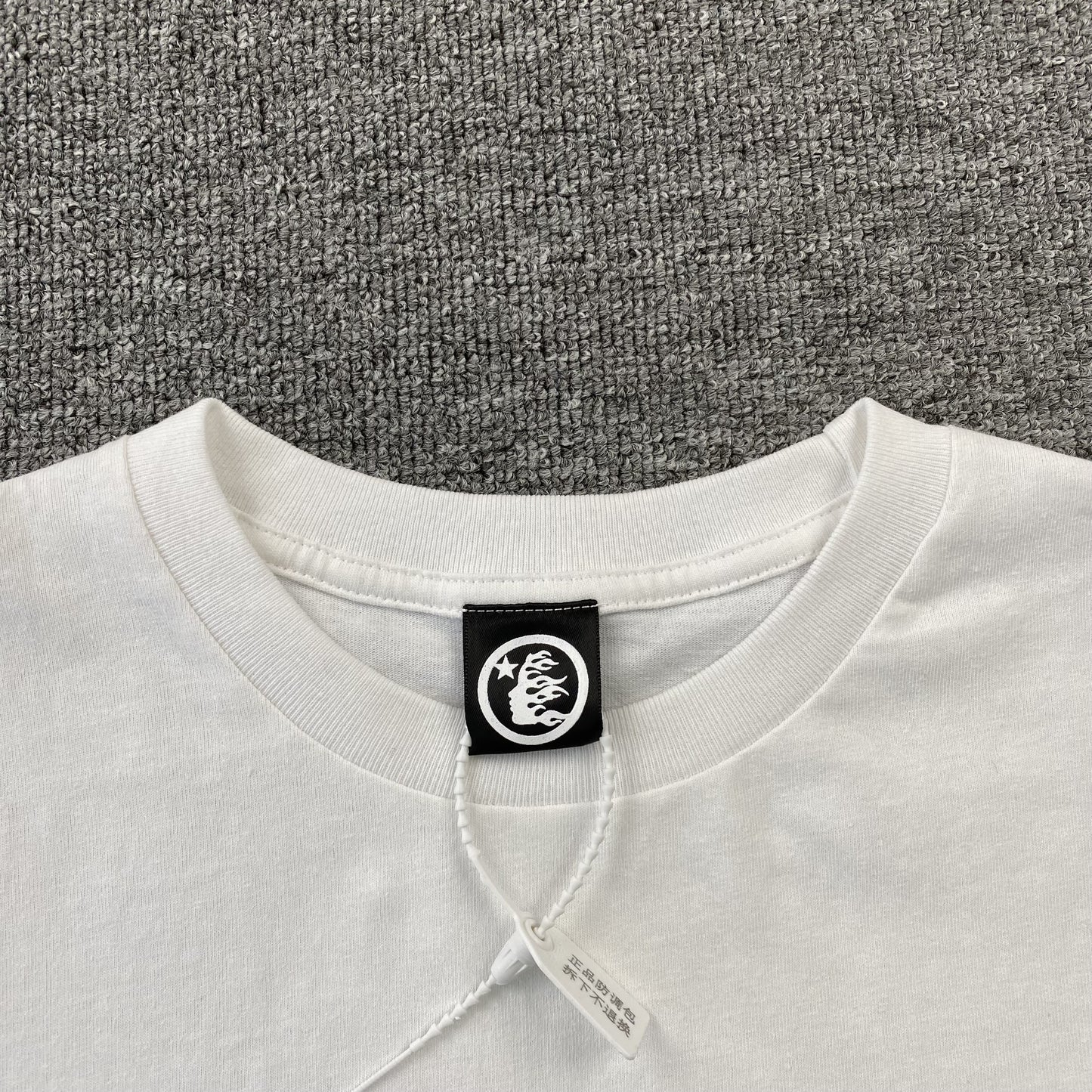 hellstar-studios-enlightenment-club-white-tee-10-Drip Store Argentina