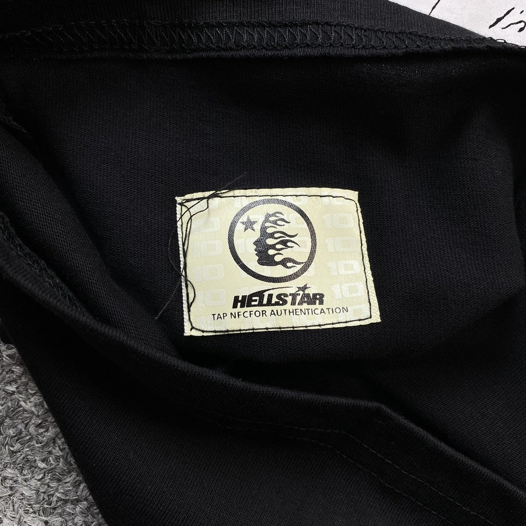 hellstar-the-world-is-yours-tee-black-9-Drip Store Argentina