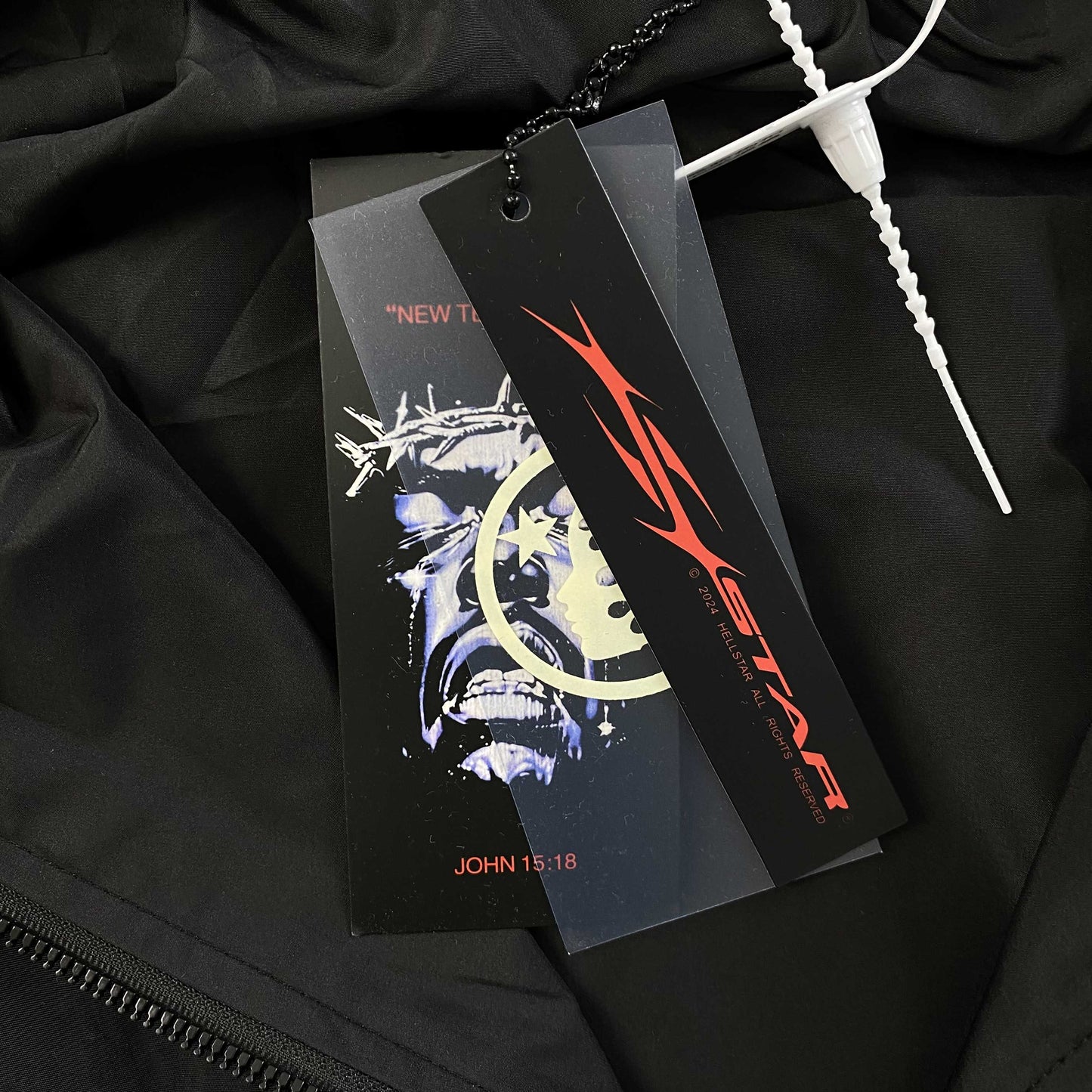 Campera Hellstar Thriller Negra