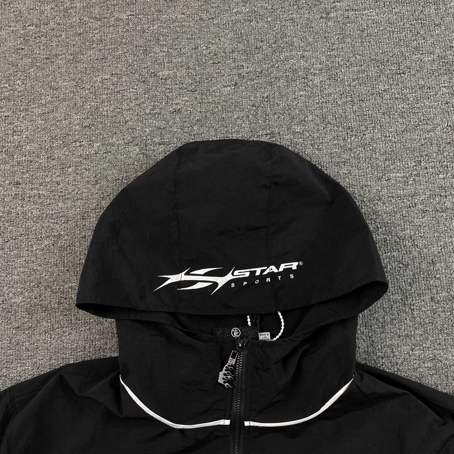 Campera Hellstar Thriller Negra