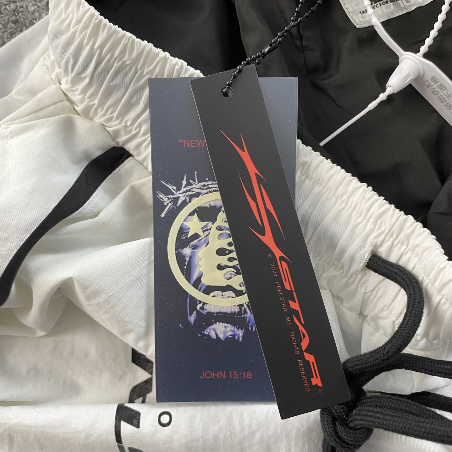 Short Hellstar Blanco